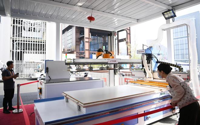 服貿會上的北京科技新看點 技術咨詢的未來之窗